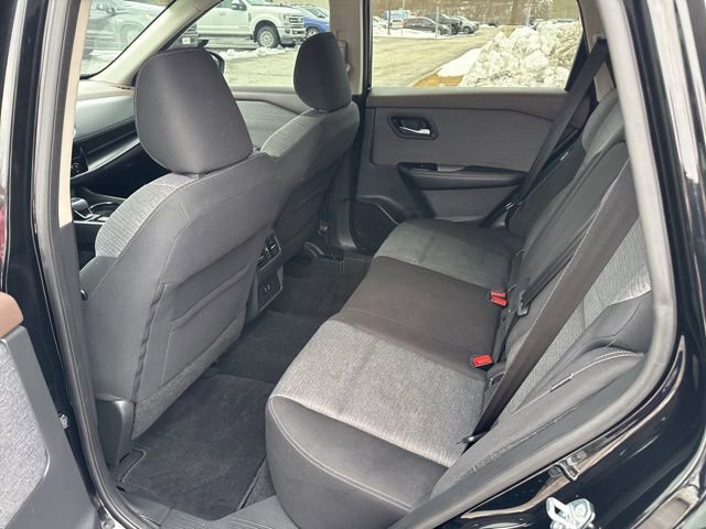 Used 2021 Nissan Rogue SV image 39