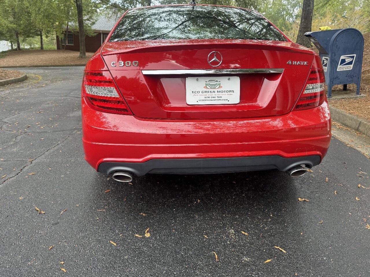 Used 2012 Mercedes-Benz C 300 4MATIC Sedan w/ Multimedia Pkg image 4