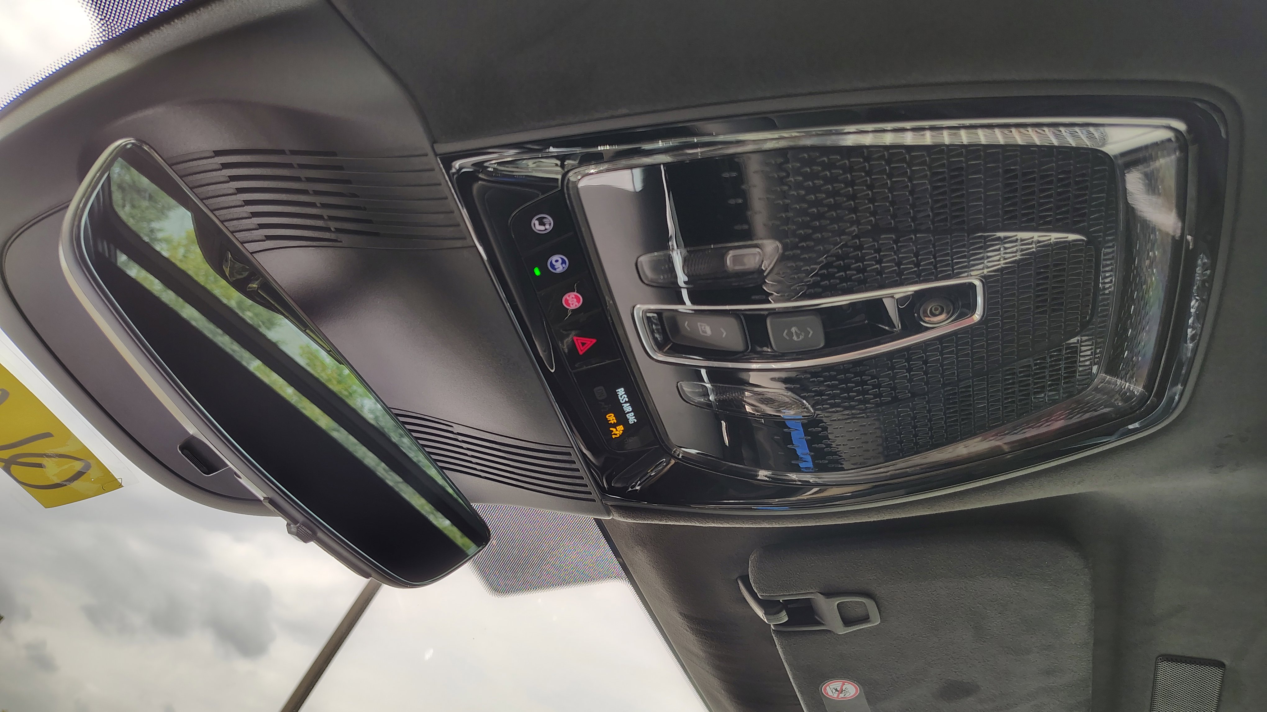 New 2026 Cadillac Vistiq Platinum w/ LPO, Floor Liner Package image 24
