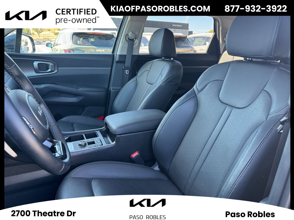Certified 2024 Kia Sorento EX image 11