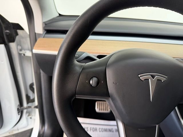 Used 2020 Tesla Model Y Long Range AWD/4WD image 17