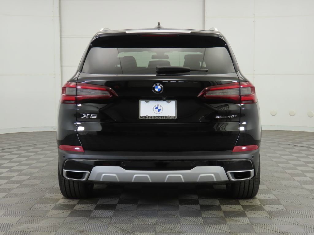 Used 2022 BMW X5 xDrive40i w/ Parking Assistance Package image 6