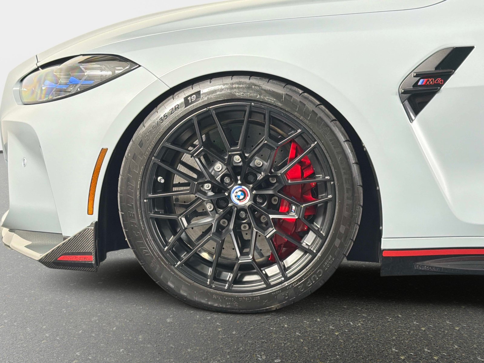 Used 2023 BMW M4 CSL RWD image 16