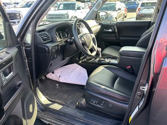 Used 2022 Toyota 4Runner TRD Off-Road Premium AWD/4WD image 12
