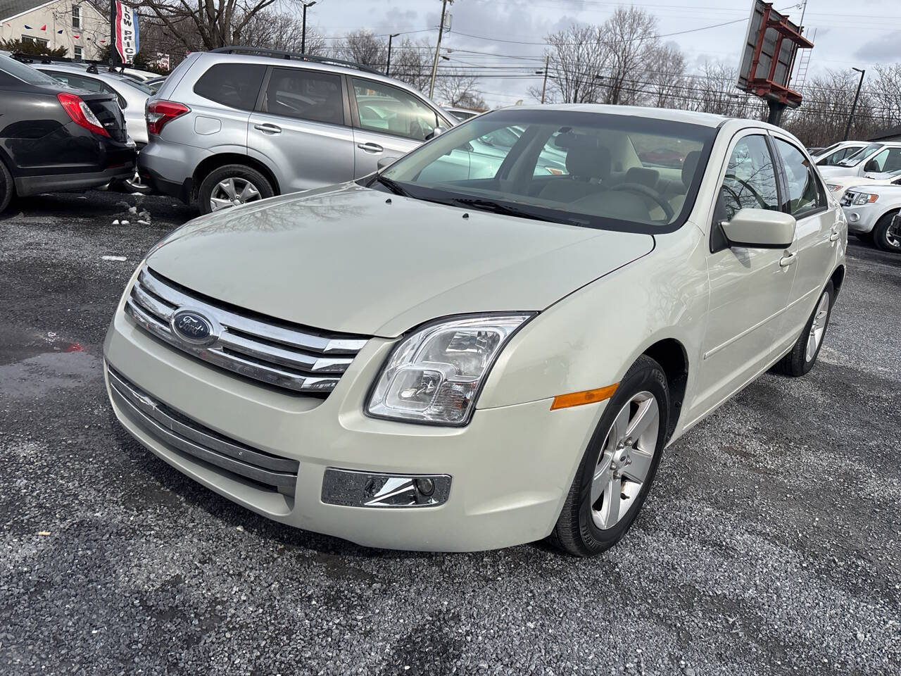 Used 2008 Ford Fusion SE FWD image 1