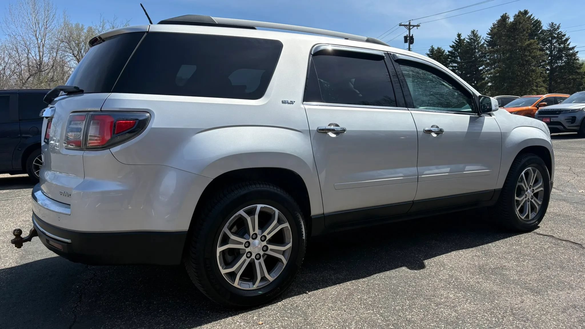Used 2016 GMC Acadia SLT AWD/4WD image 10
