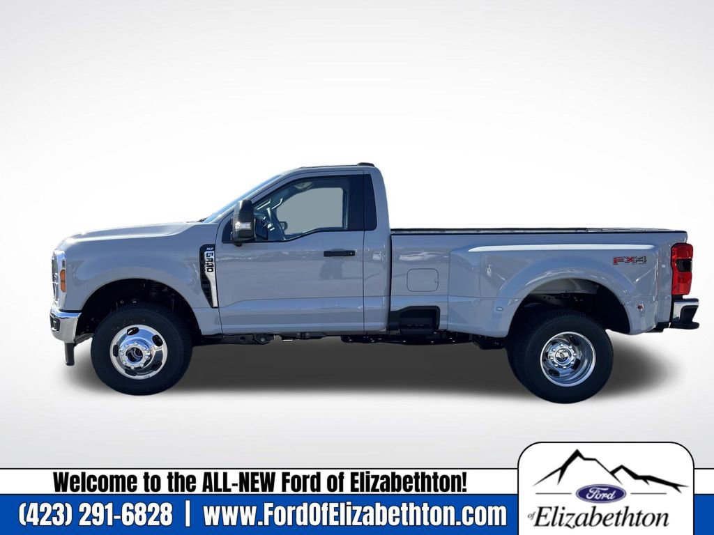 New 2026 Ford F350 XL image 8