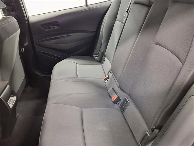 Used 2023 Toyota Corolla LE image 6