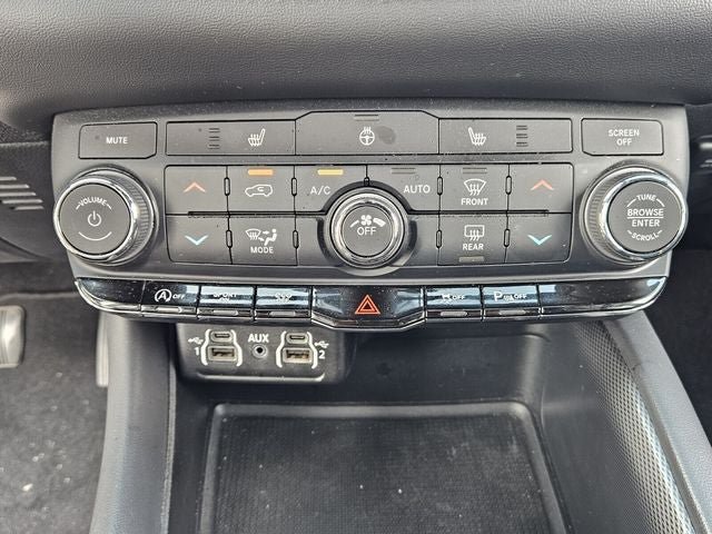 Used 2025 Dodge Durango GT RWD image 23
