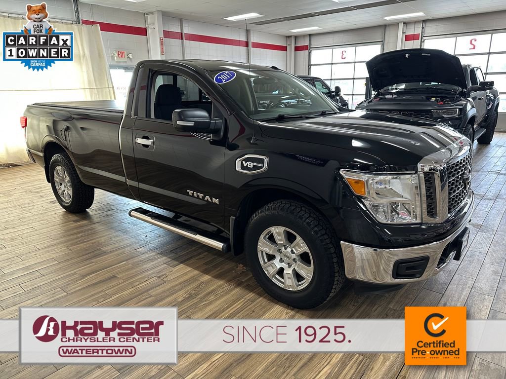 Used 2017 Nissan Titan SV image 6