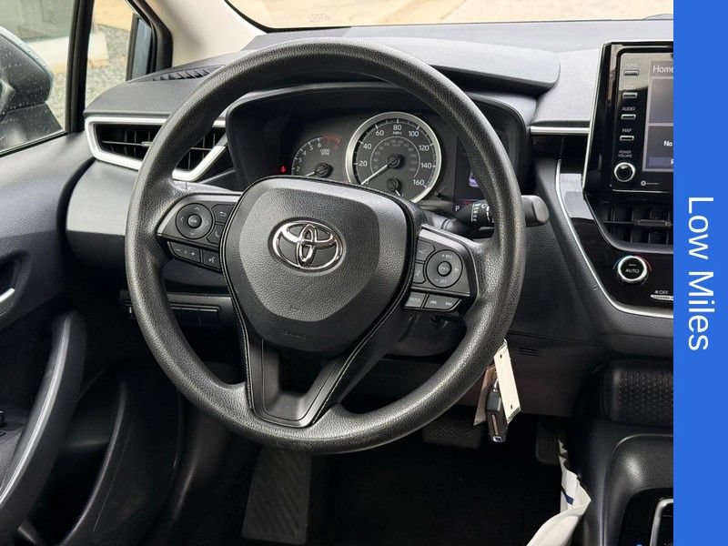 Used 2021 Toyota Corolla LE FWD image 14