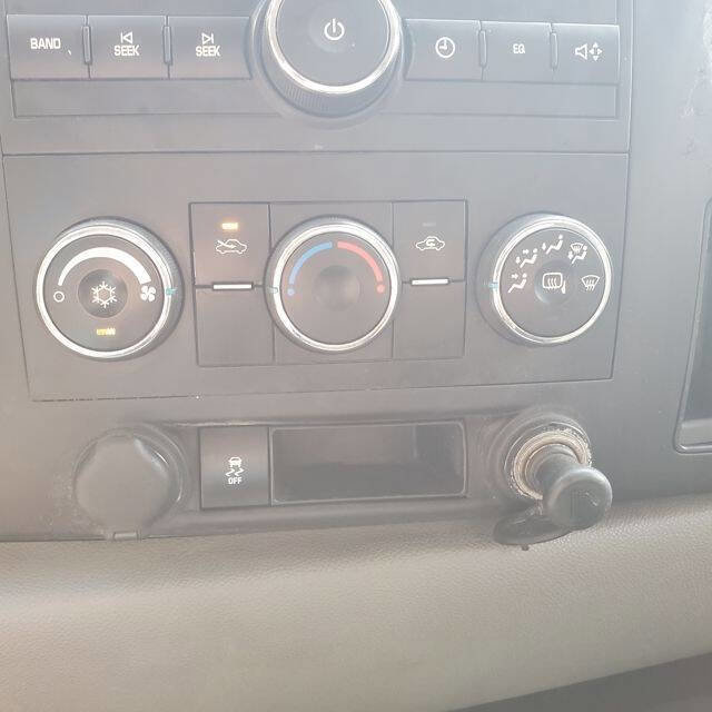 Used 2013 Chevrolet Silverado 3500 W/T image 26