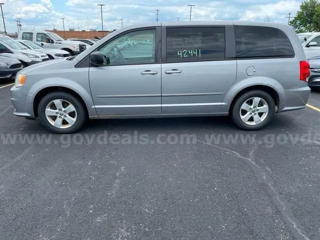 Used 2013 Dodge Grand Caravan SE FWD image 3