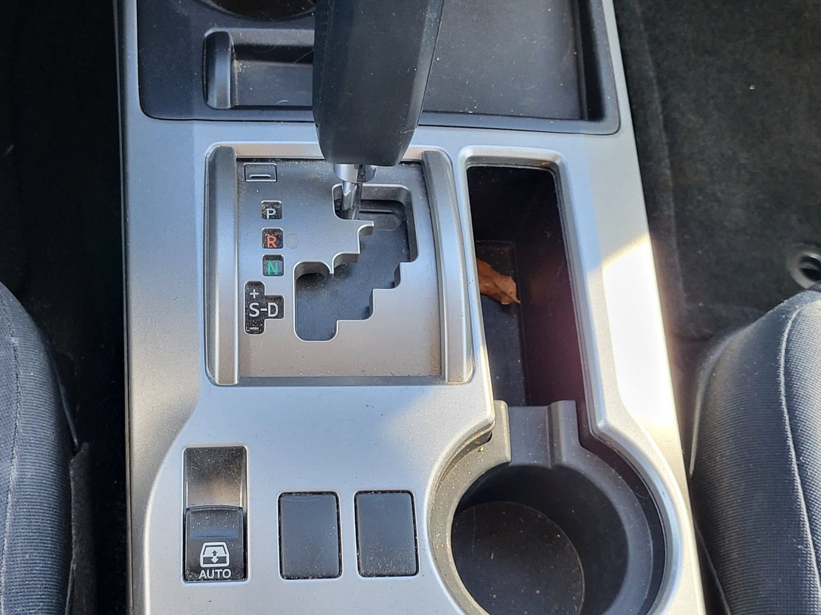 Used 2013 Toyota 4Runner SR5 RWD image 21