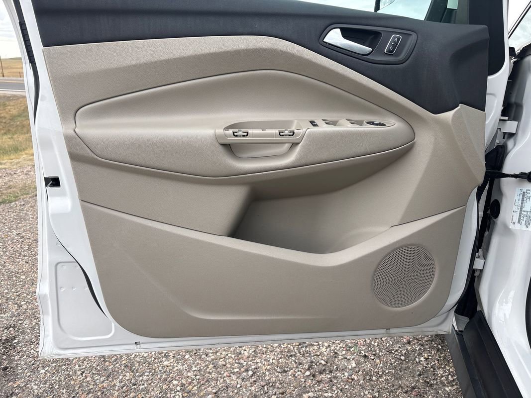 Used 2014 Ford C-MAX Energi SEL w/ Equipment Group 303A image 9