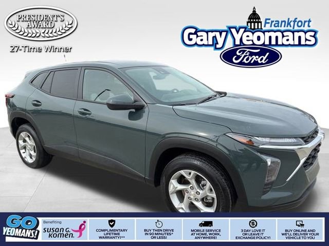 Used 2025 Chevrolet Trax LS w/ LS Convenience Package image 1