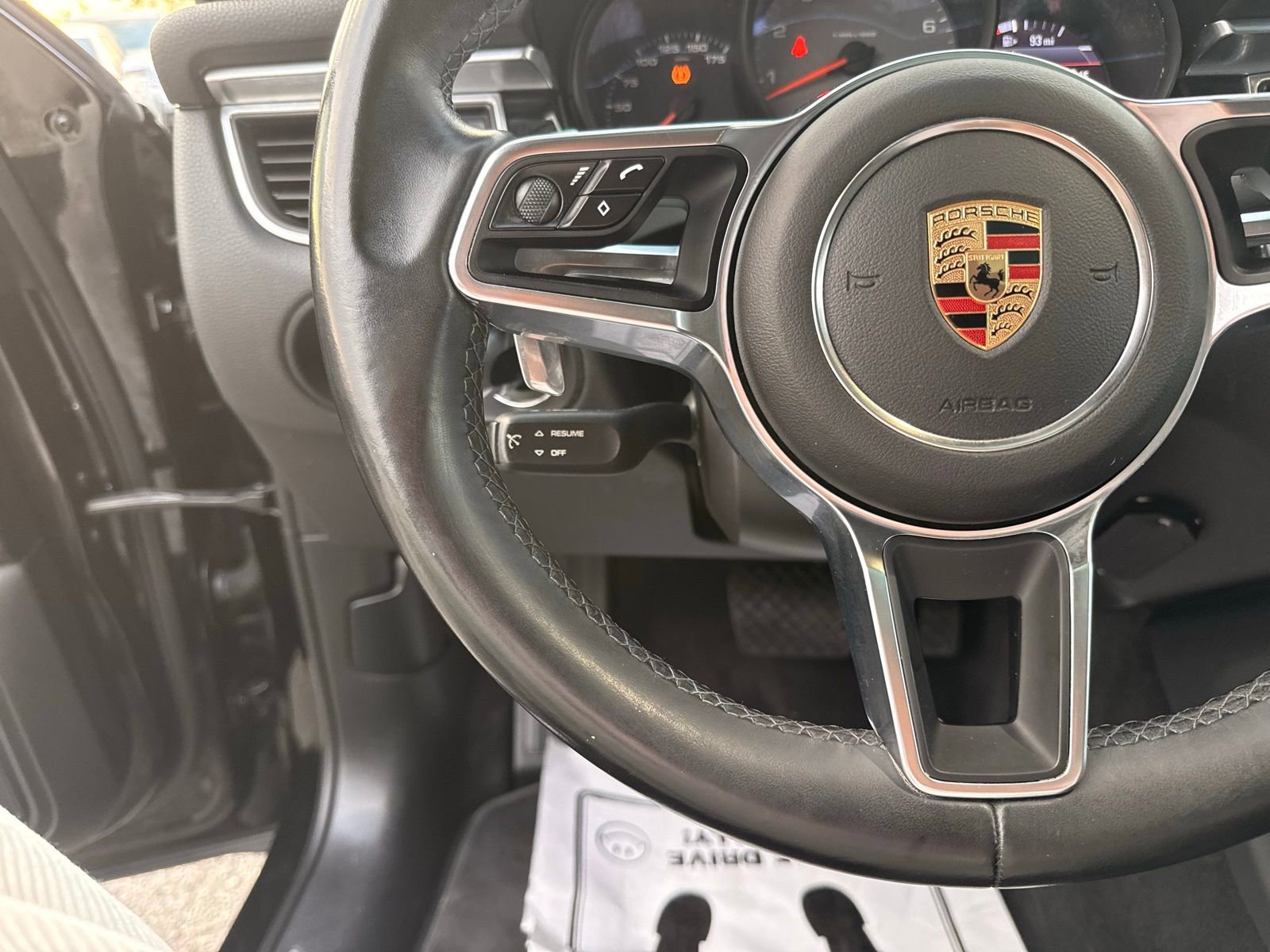 Used 2017 Porsche Macan S image 16