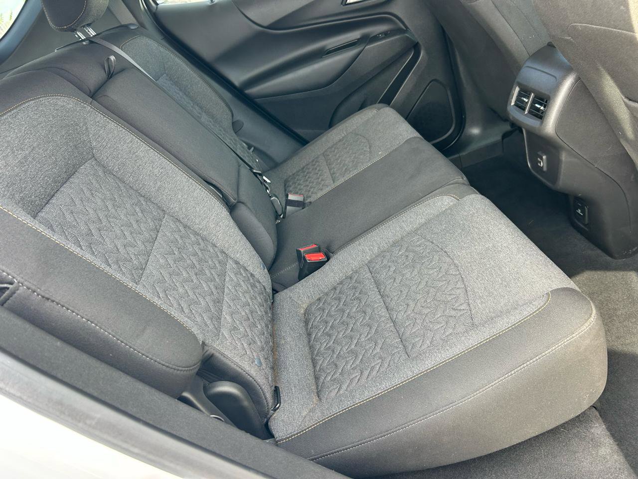 Used 2022 Chevrolet Equinox LT FWD image 12