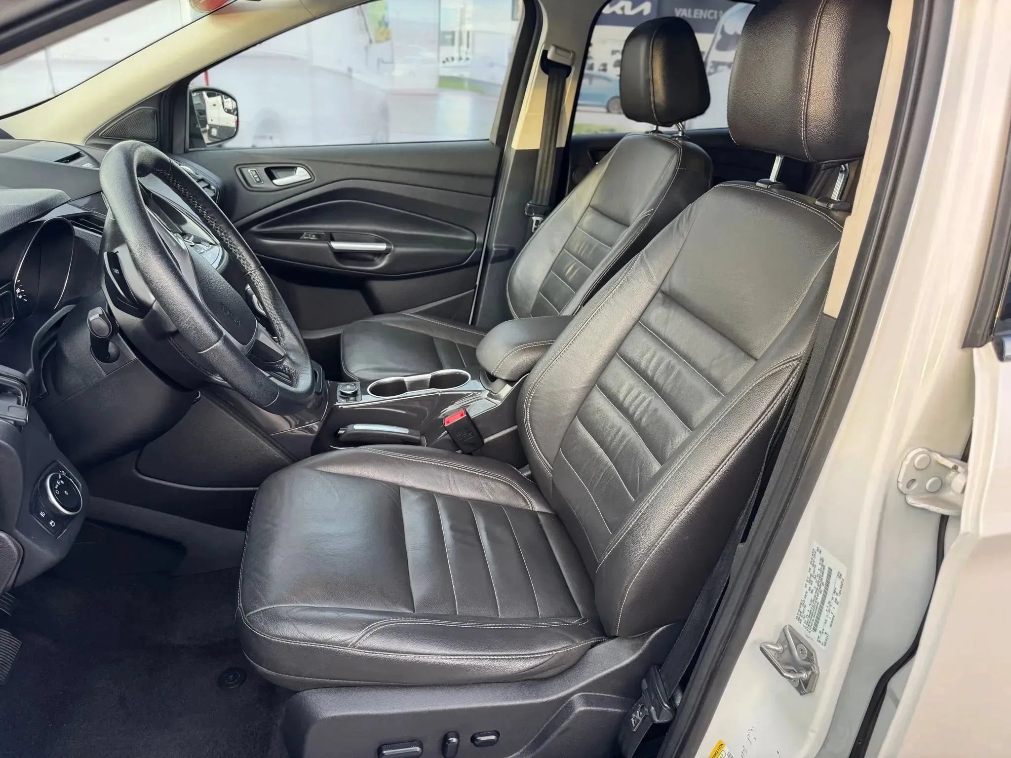 Used 2016 Ford Escape Titanium FWD image 12