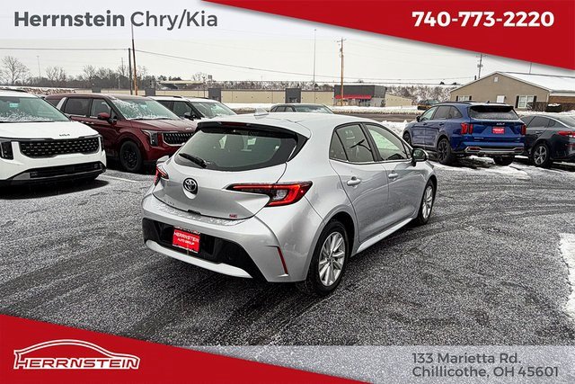 Used 2024 Toyota Corolla SE image 30