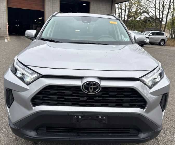 Used 2023 Toyota RAV4 XLE AWD/4WD video 2