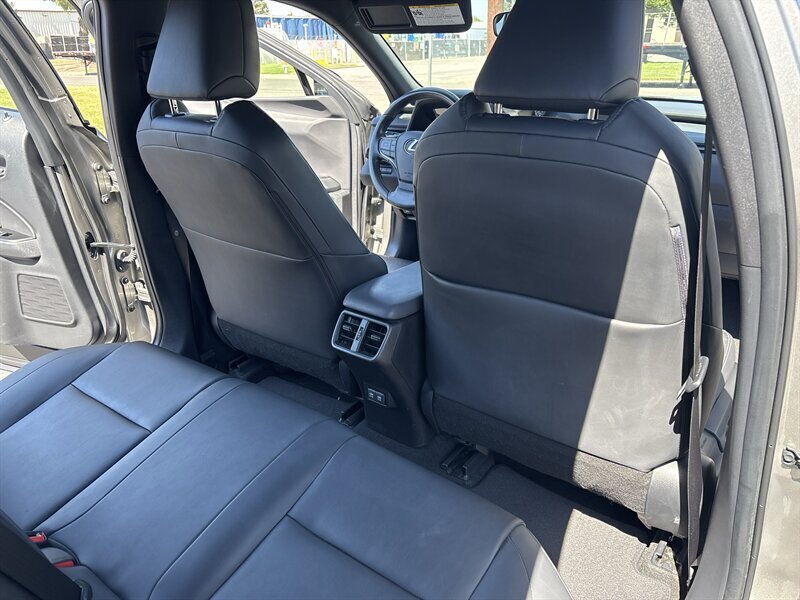Used 2020 Lexus UX 200 w/ Accessory Package FWD image 32