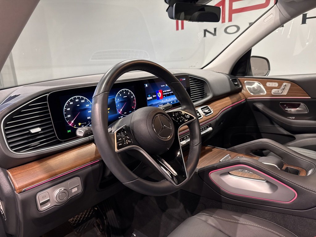 Used 2025 Mercedes-Benz GLE 350 GLE 350 w/ AMG Line Exterior image 10