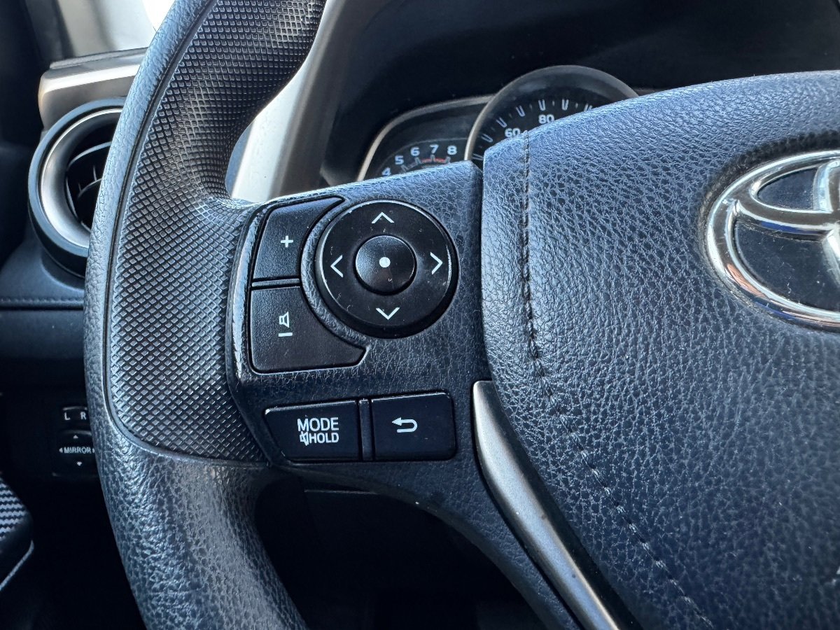 Used 2014 Toyota RAV4 LE FWD image 23