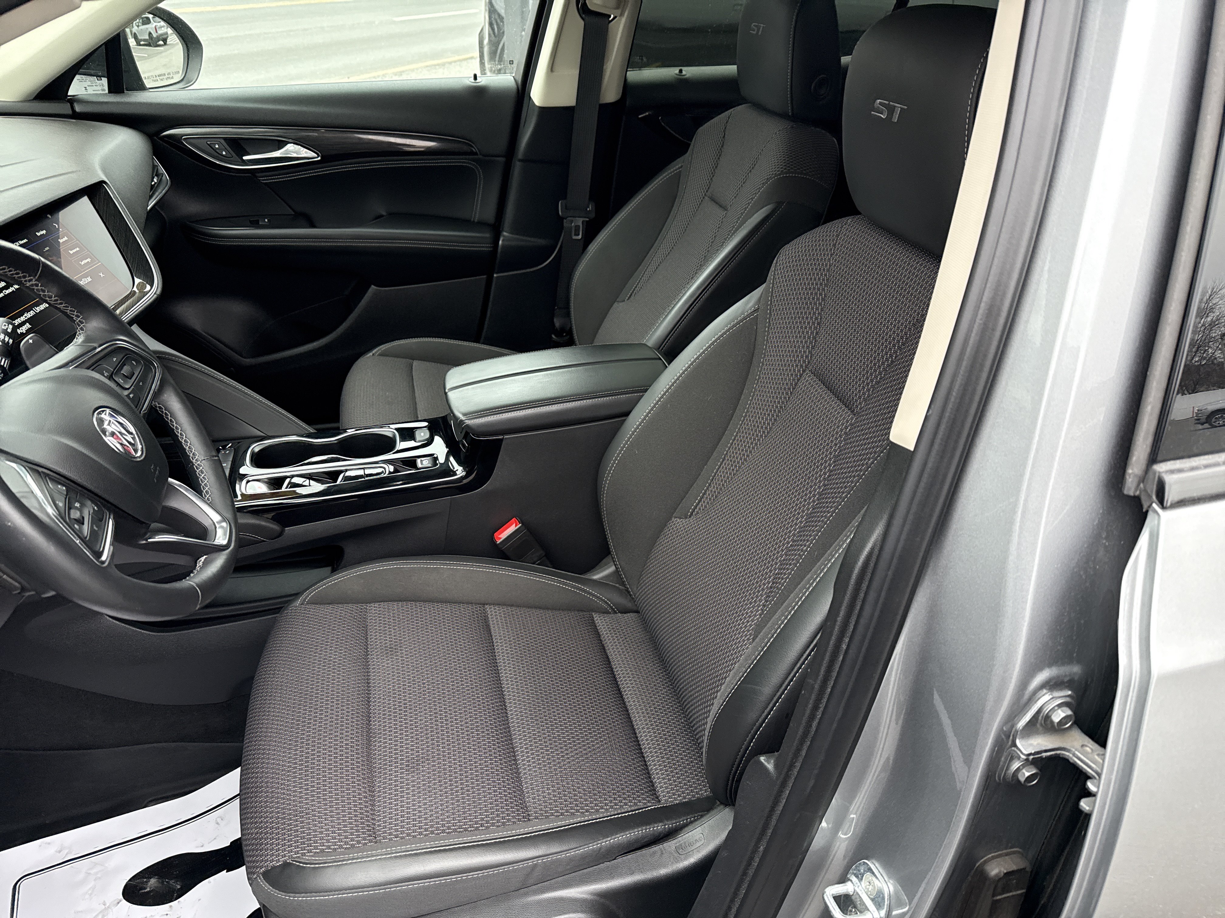 Used 2023 Buick Envision Preferred w/ Sport Touring Package AWD/4WD image 12