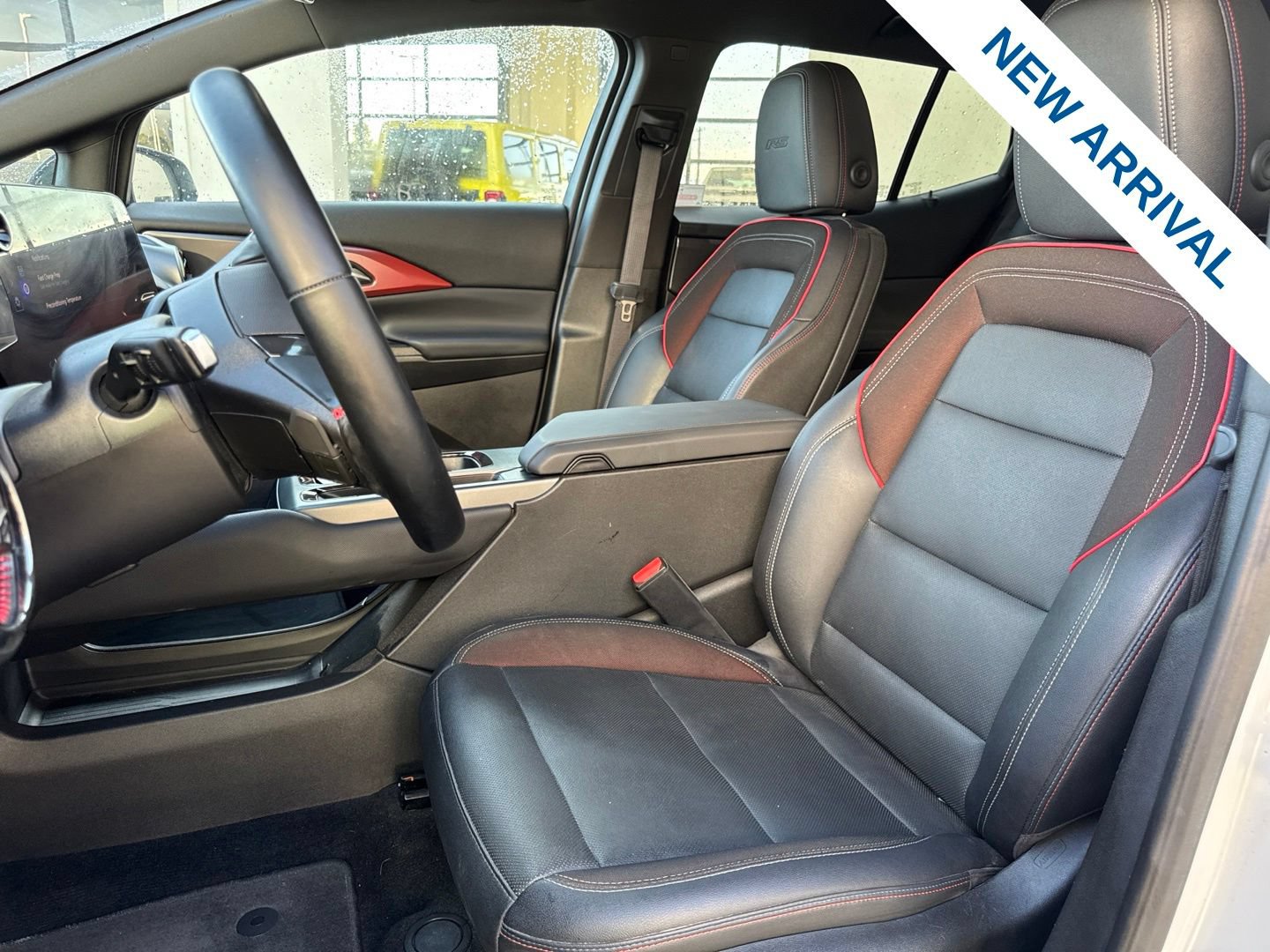 Used 2024 Chevrolet Equinox EV RS FWD image 16