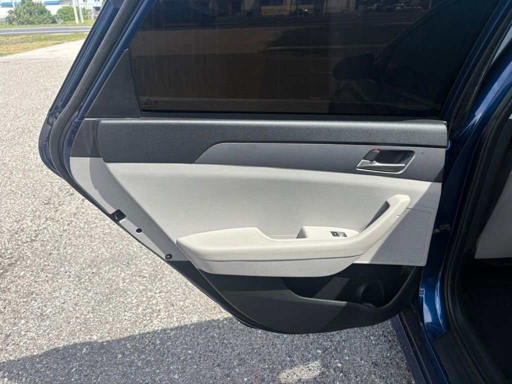 Used 2018 Hyundai Sonata SE image 12
