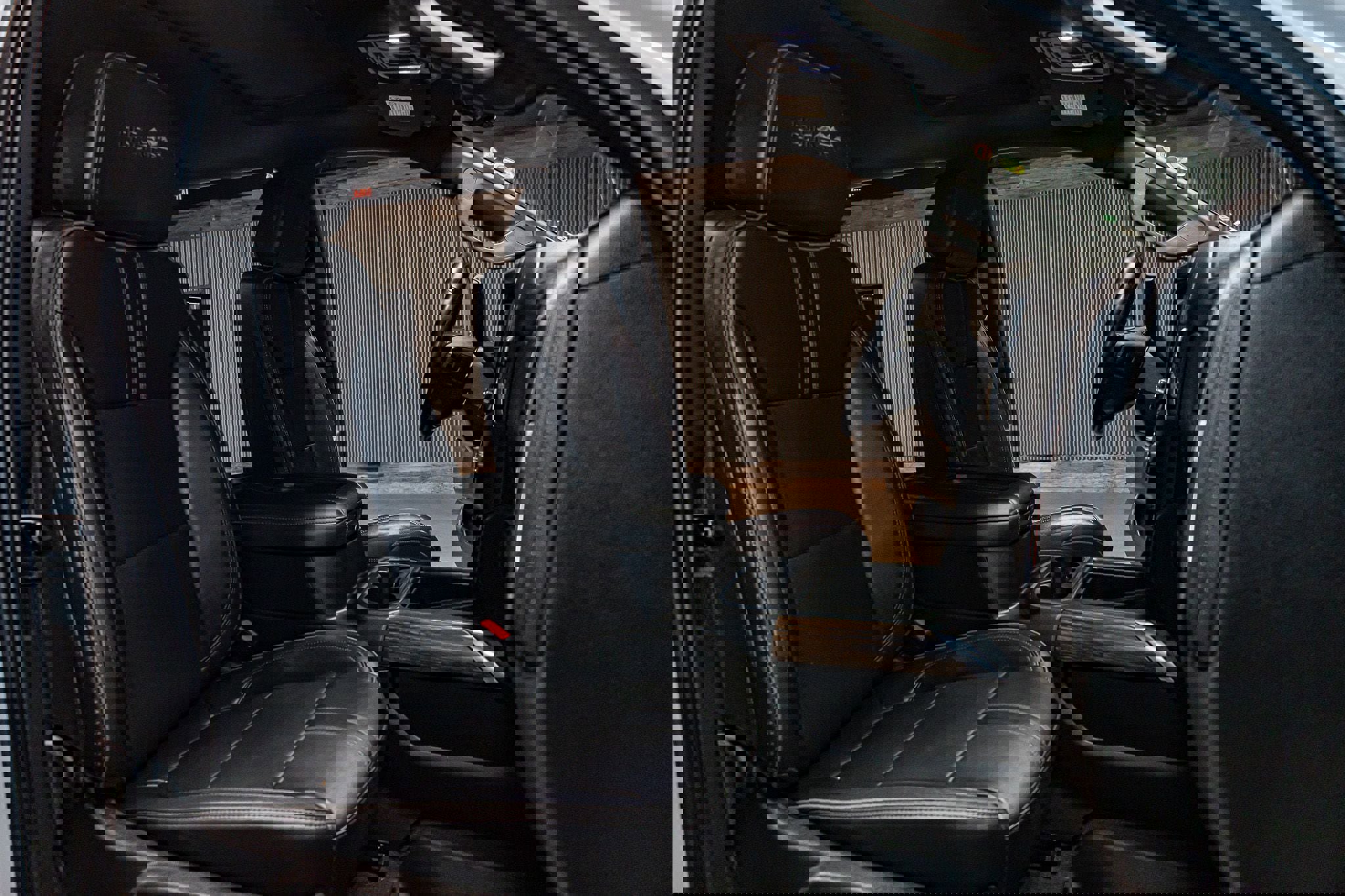 Used 2021 Chevrolet Silverado 3500 High Country image 24