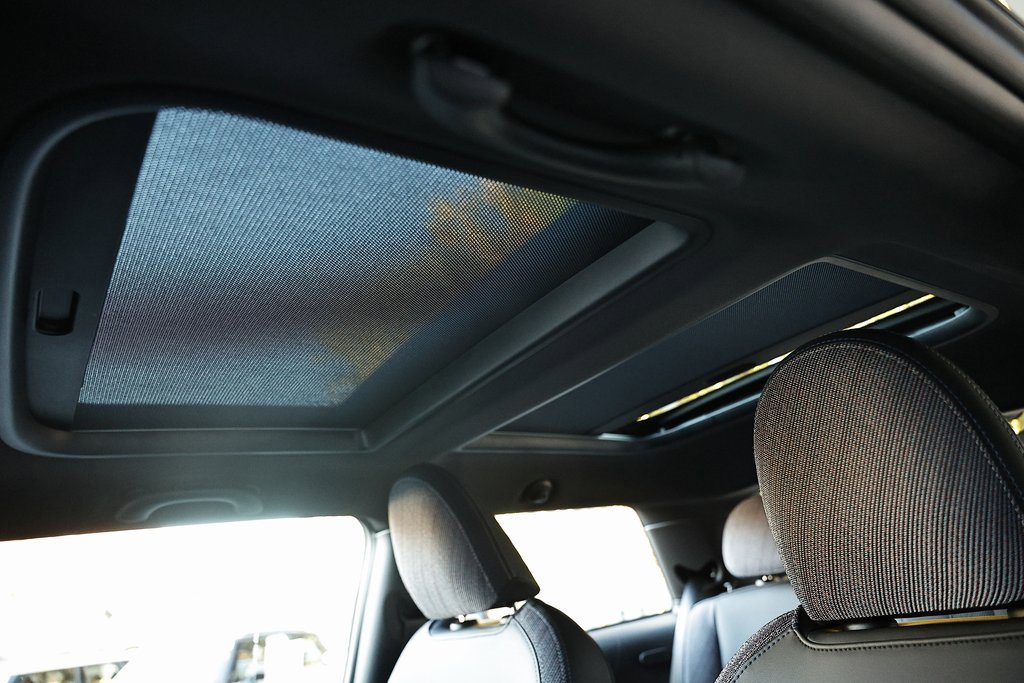 New 2026 MINI Cooper 2-Door Hardtop image 19