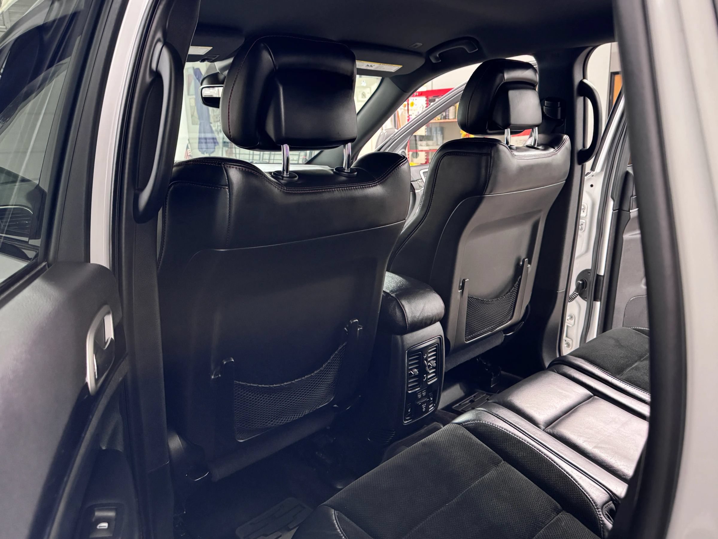 Used 2017 Jeep Grand Cherokee Trailhawk AWD/4WD image 26