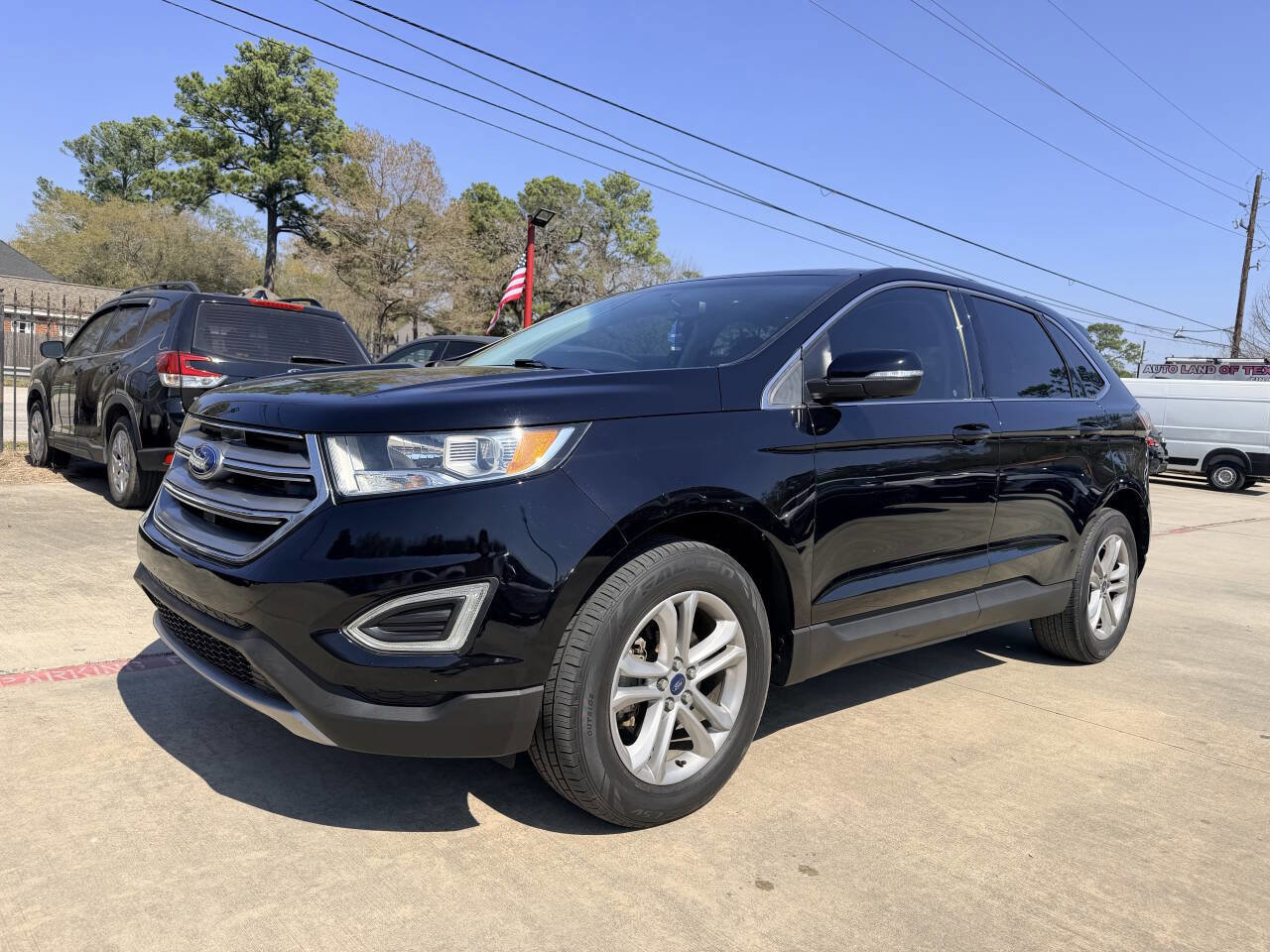 Used 2017 Ford Edge SEL w/ Equipment Group 201A FWD image 3