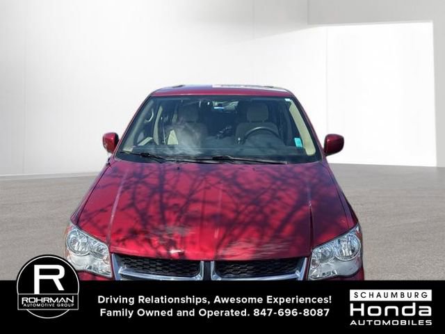 Used 2015 Dodge Grand Caravan SXT image 2