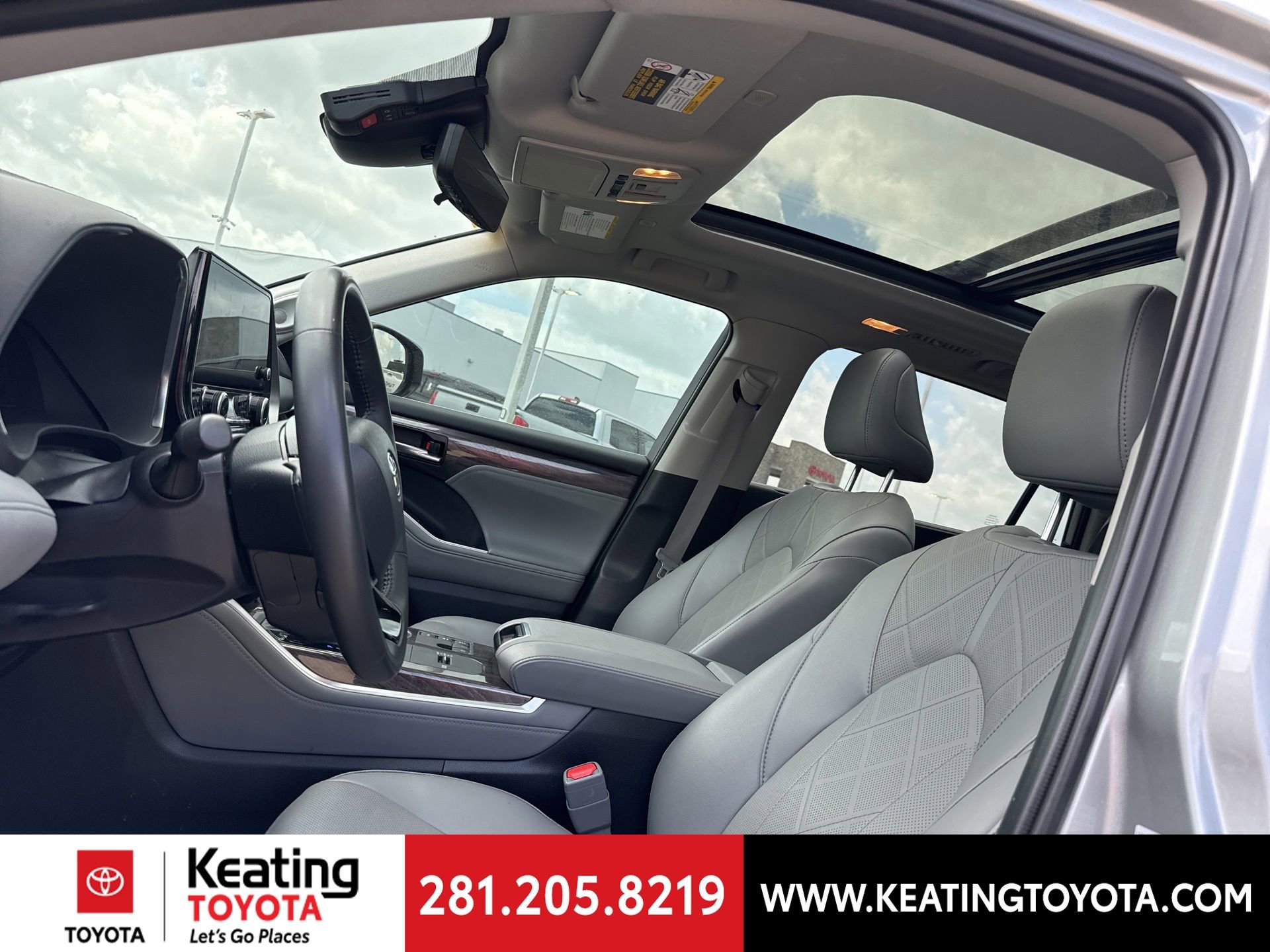 Used 2024 Toyota Highlander Platinum image 19
