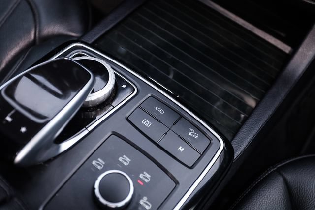 Used 2018 Mercedes-Benz GLS 450 4MATIC image 29