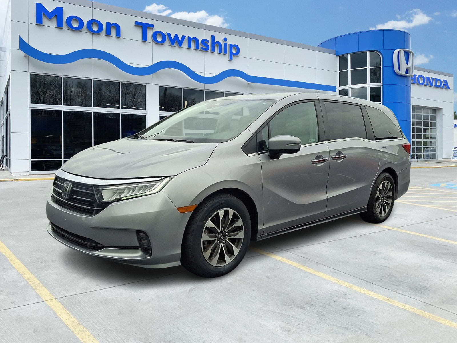 Used 2023 Honda Odyssey EX-L image 3