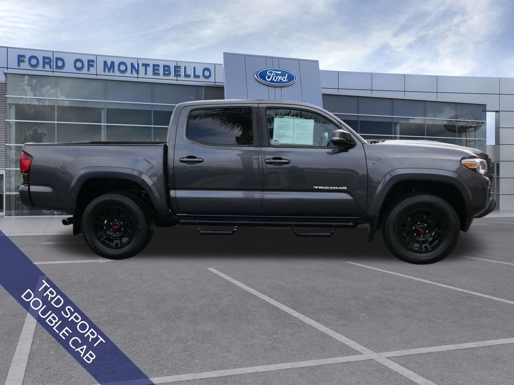 Used 2018 Toyota Tacoma TRD Sport w/ TRD Premium Sport Package RWD image 2