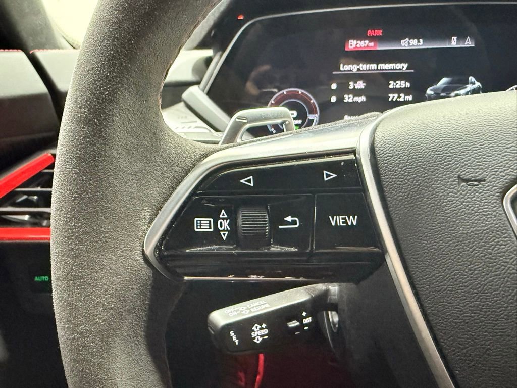 Used 2023 Audi RS e-tron GT image 28