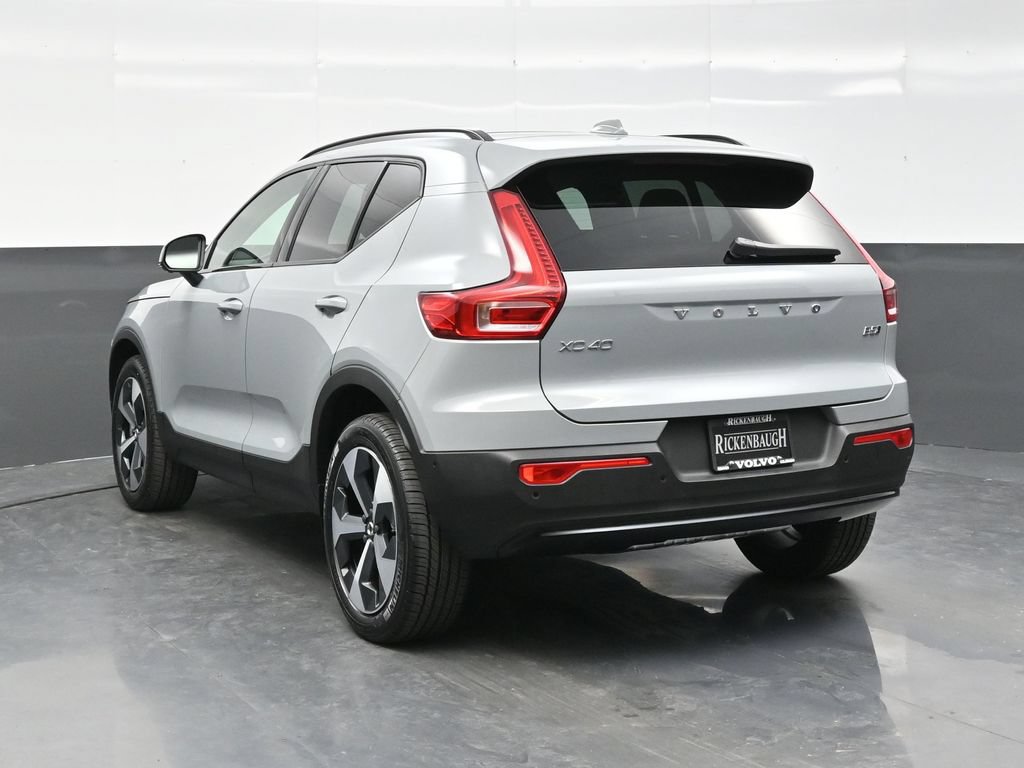 New 2026 Volvo XC40 B5 Plus w/ Protection Package Premier AWD/4WD image 5