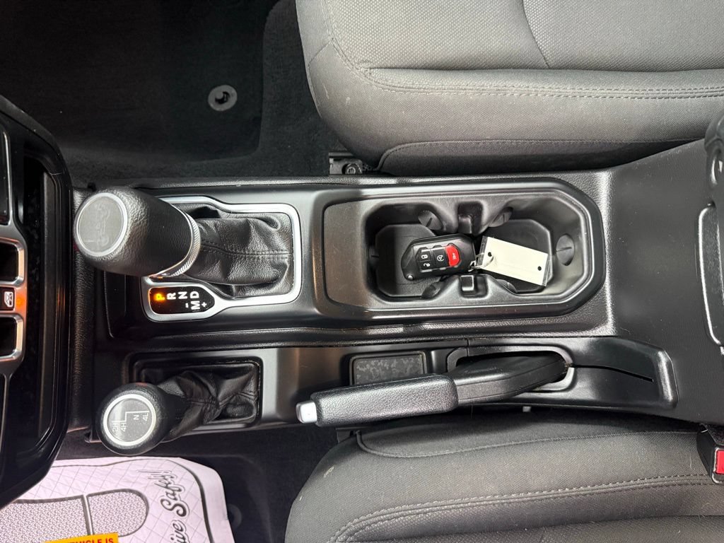 Used 2023 Jeep Wrangler Unlimited Sport AWD/4WD image 38