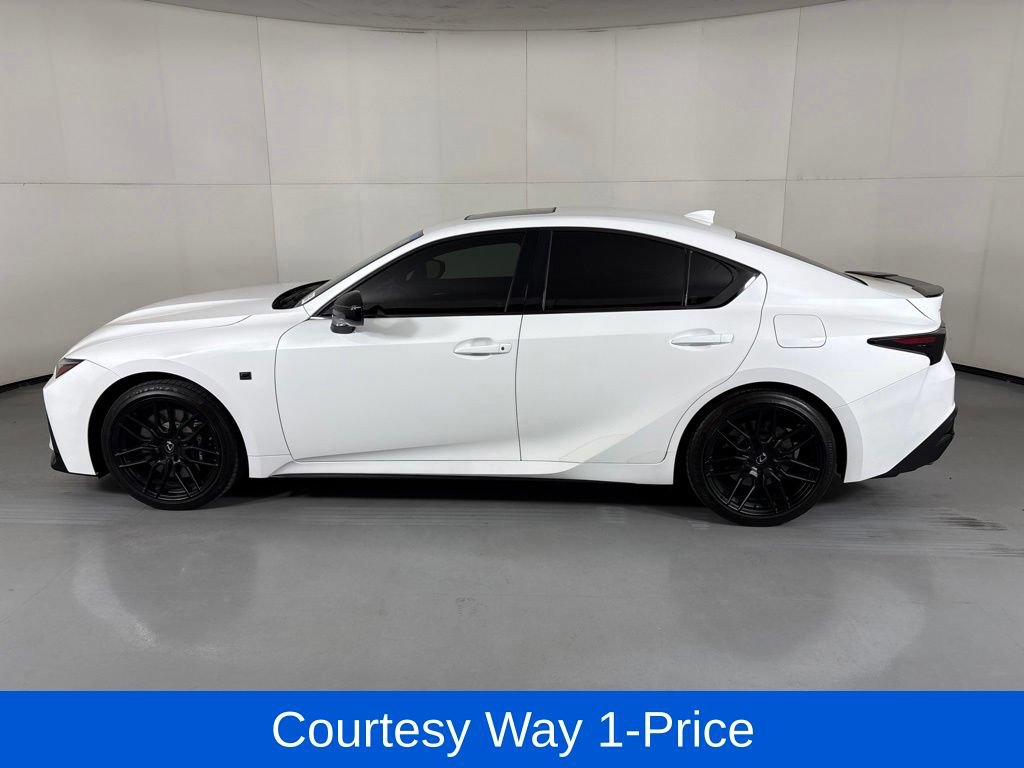 Used 2024 Lexus IS 500 RWD image 6