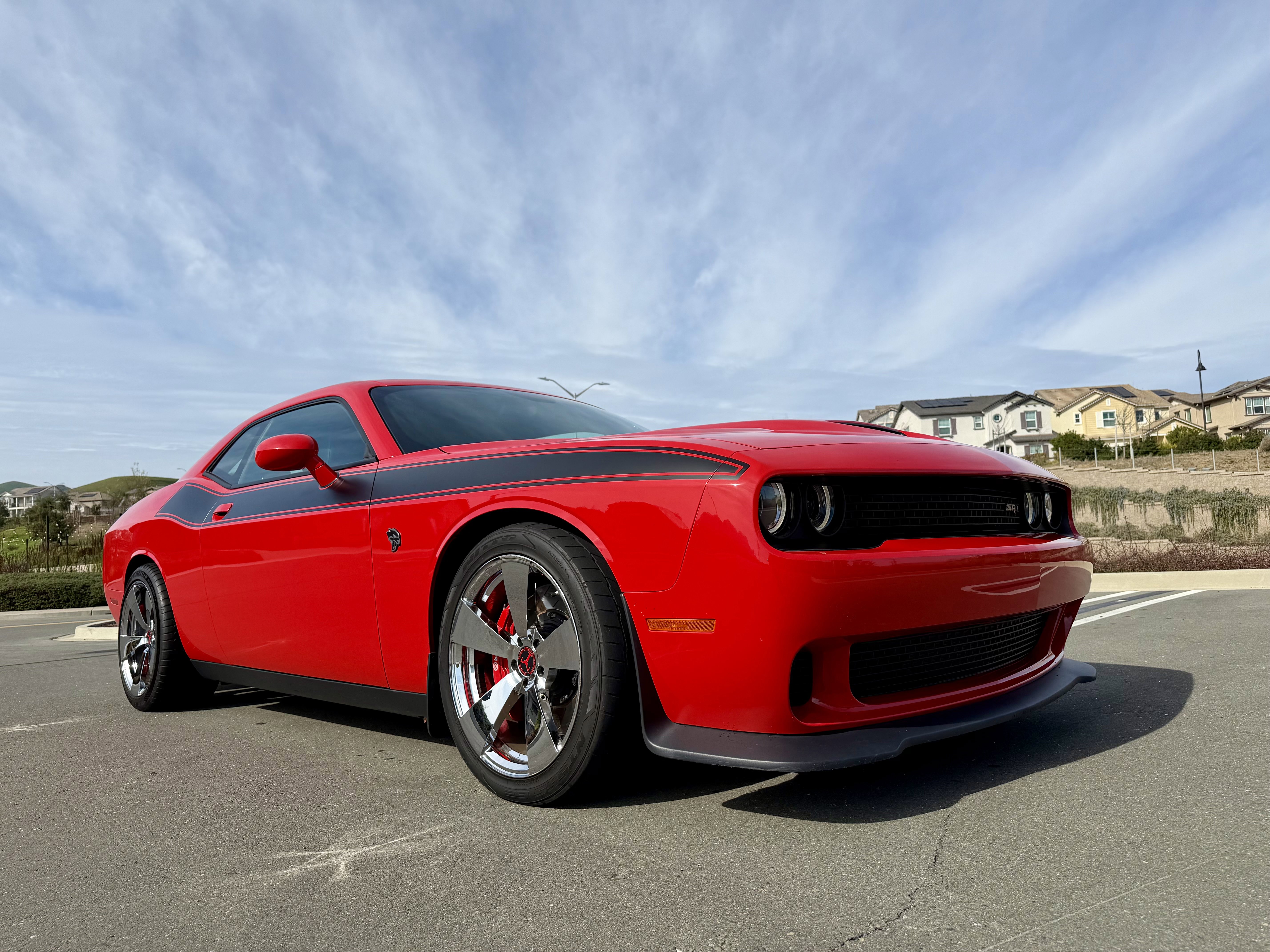 Used 2015 Dodge Challenger SRT Hellcat image 29