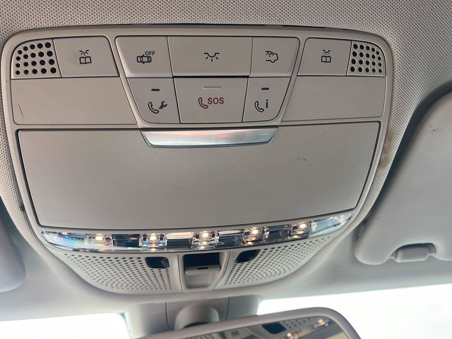 Used 2016 Mercedes-Benz C 300 4MATIC Sedan image 31