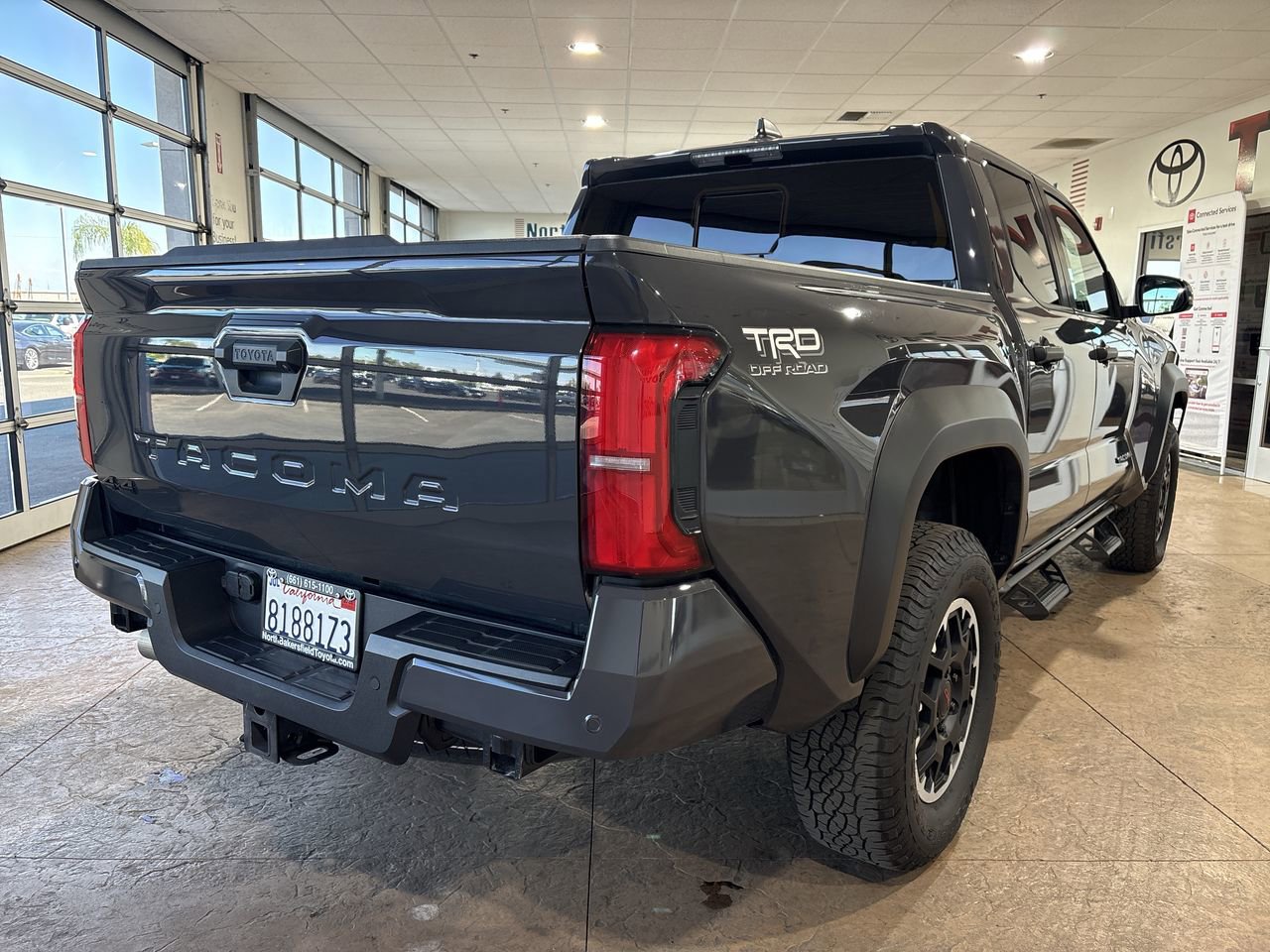 Certified 2024 Toyota Tacoma TRD Off-Road w/ TRD Off Road Upgrade Package AWD/4WD image 2