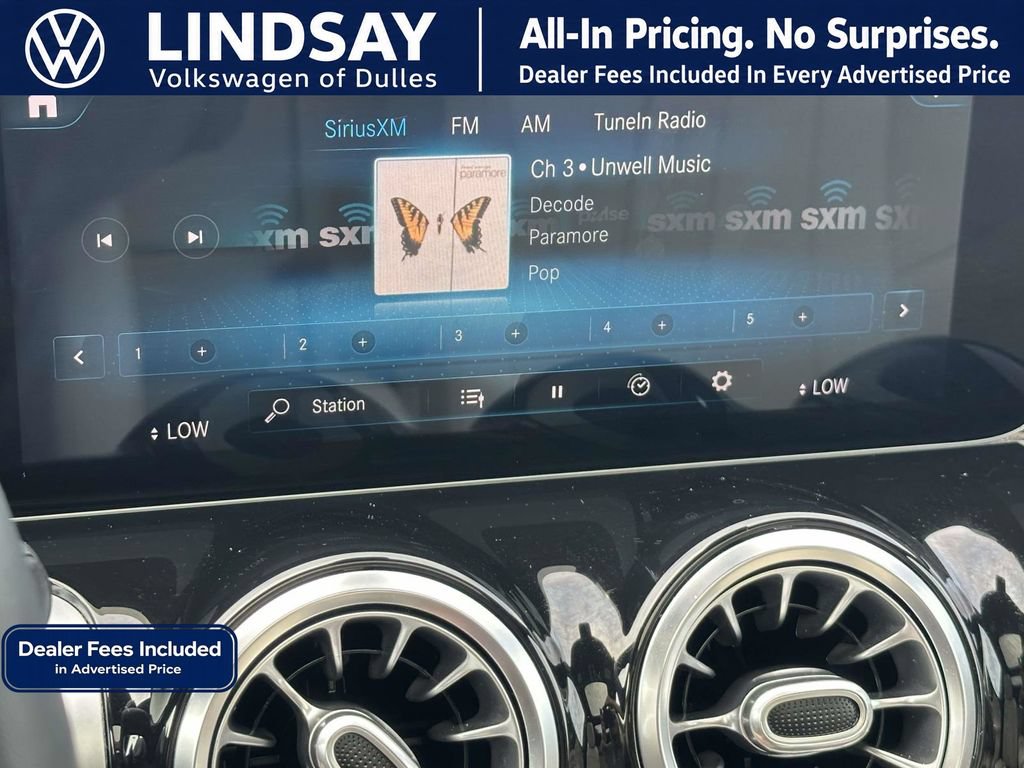 Used 2021 Mercedes-Benz GLB 250 4MATIC image 16