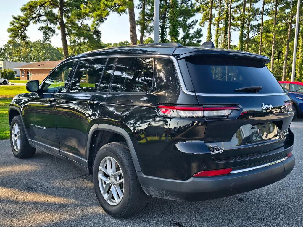 Used 2022 Jeep Grand Cherokee L Laredo w/ Luxury Tech Group I RWD image 5