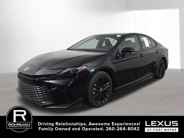 Used 2025 Toyota Camry SE FWD video 1